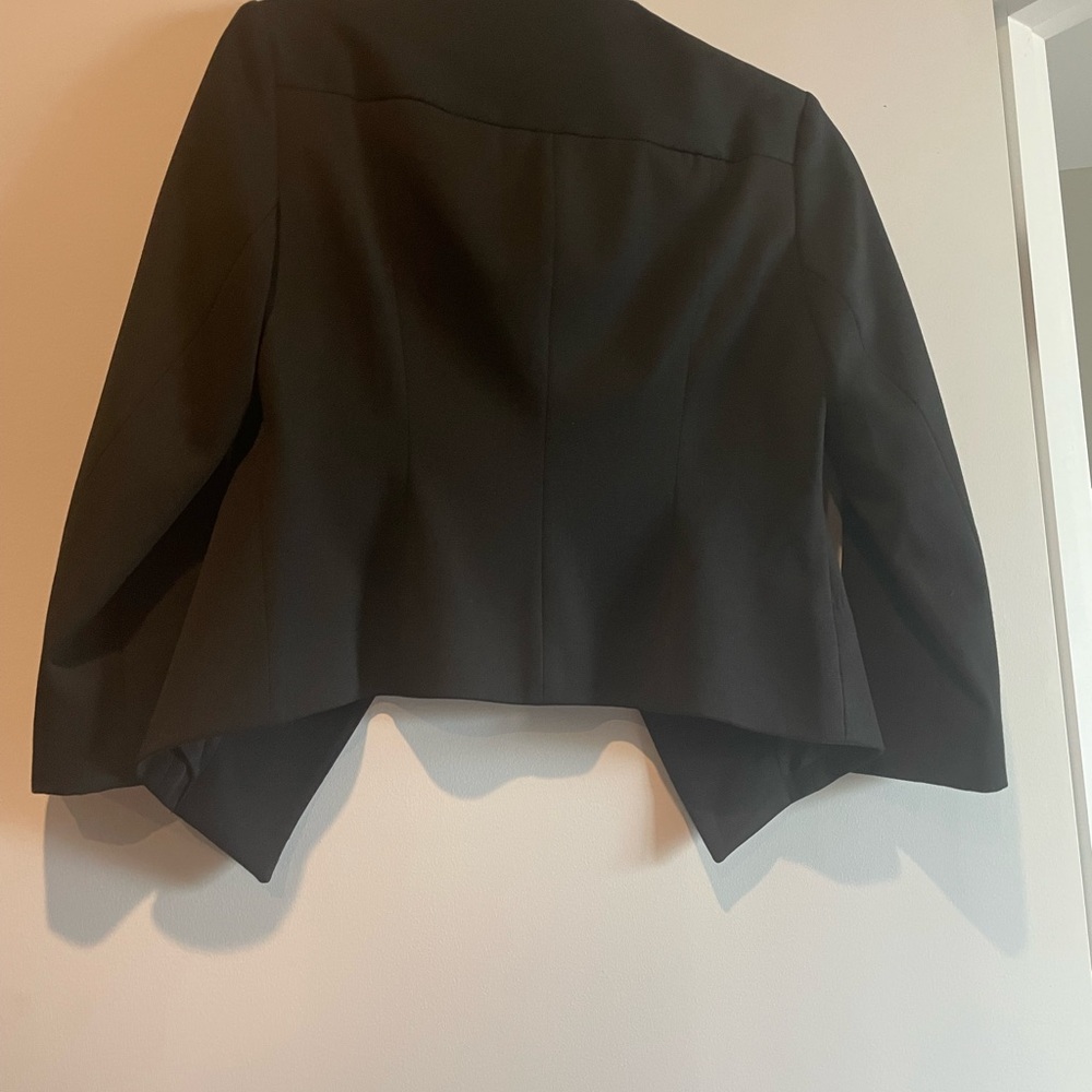 Cropped jacket, open front - Picture 3 of 3